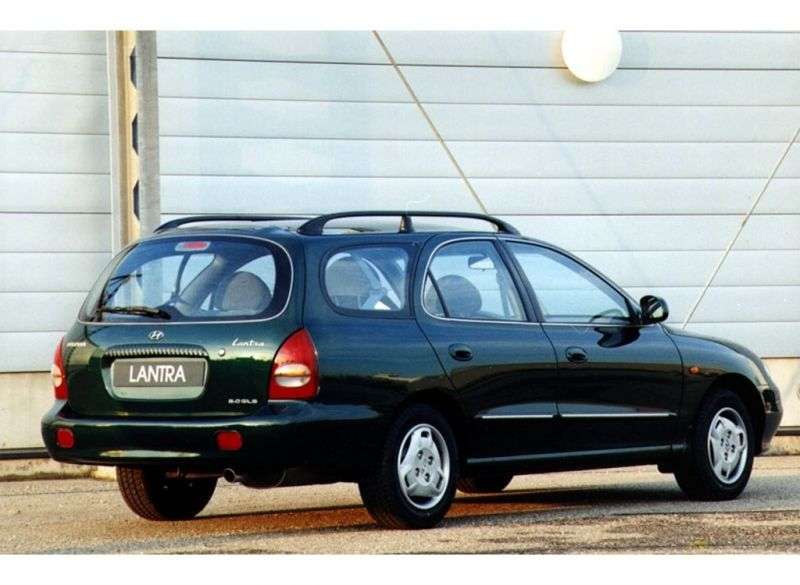 Hyundai Lantra J2 [restyled] Sportswagon wagon 2.0 AT (1998–2000)