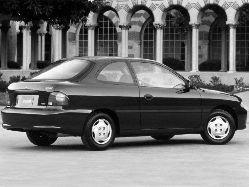 Hyundai Accent X3 hatchback 3 drzwiowy 1,5 mln ton (1996 1997)