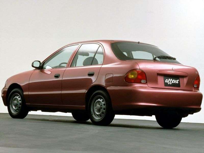 Hyundai Accent X3 hatchback 5 drzwiowy 1,3 mln ton (1995 1997)