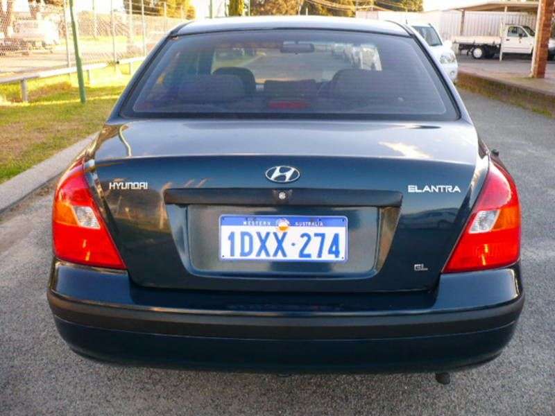 Hyundai Elantra XDedan 1.8 MT (2000–2003)