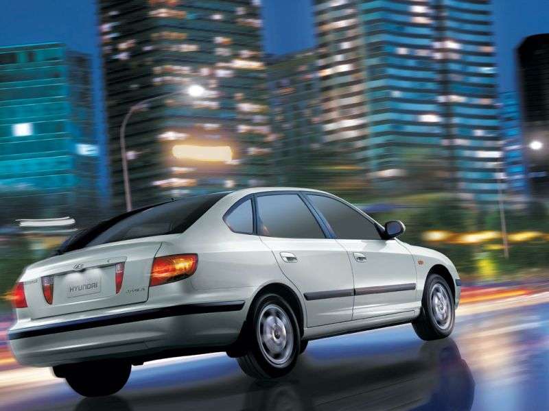 Hyundai Avante XDetchback 1.5 AT (2000–2003)