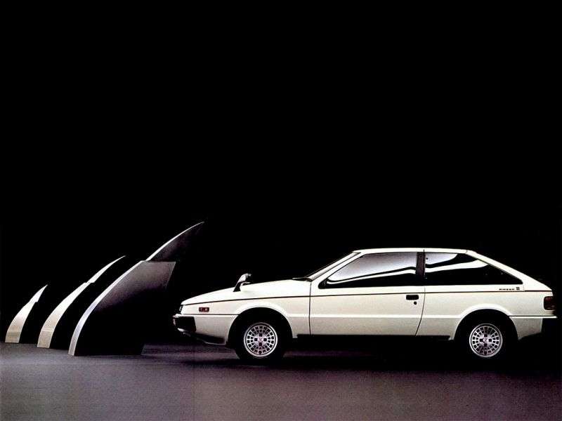 Isuzu Piazza 1st generation hatchback 2.0 MT (1983–1985)