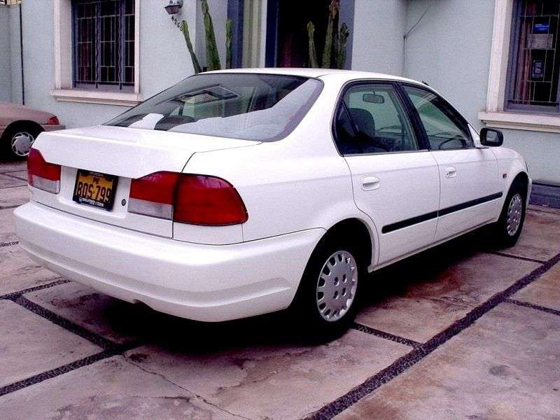 Isuzu Gemini 2nd generation 1.5 MT sedan (1997–2000)