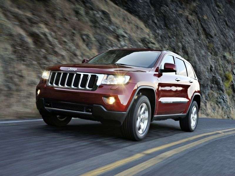 Jeep Grand Cherokee WK2 5.7 AT AWD Overland SUV (2013) (2010   obecnie)