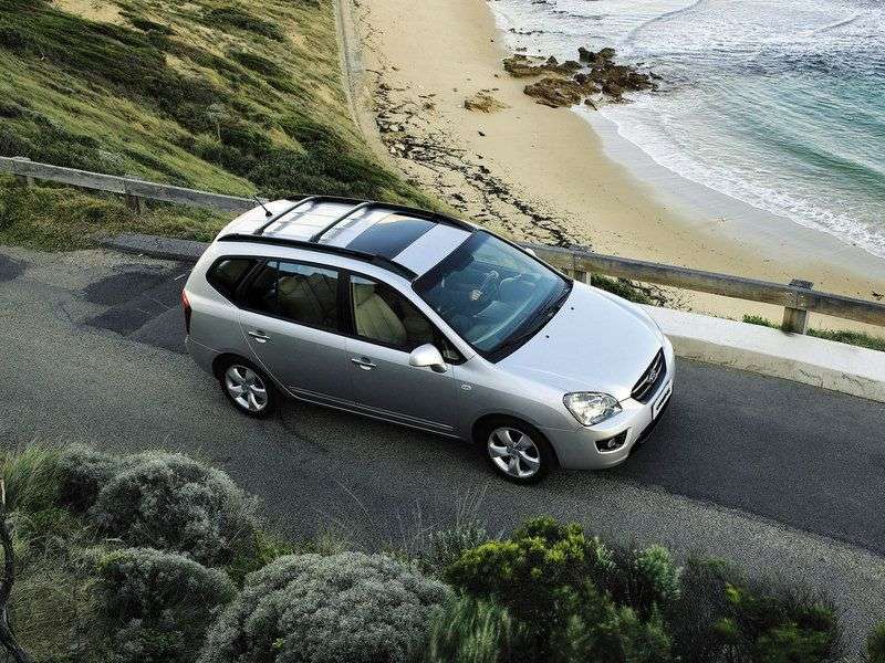 Kia Carens minivan trzeciej generacji 1.6 MT Classic (2006 2010)