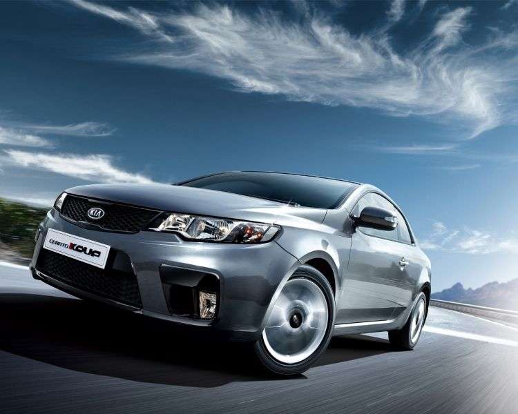 Kia Cerato 2nd generation KOUP coupe 2.0 MT Luxe (2010–2013)