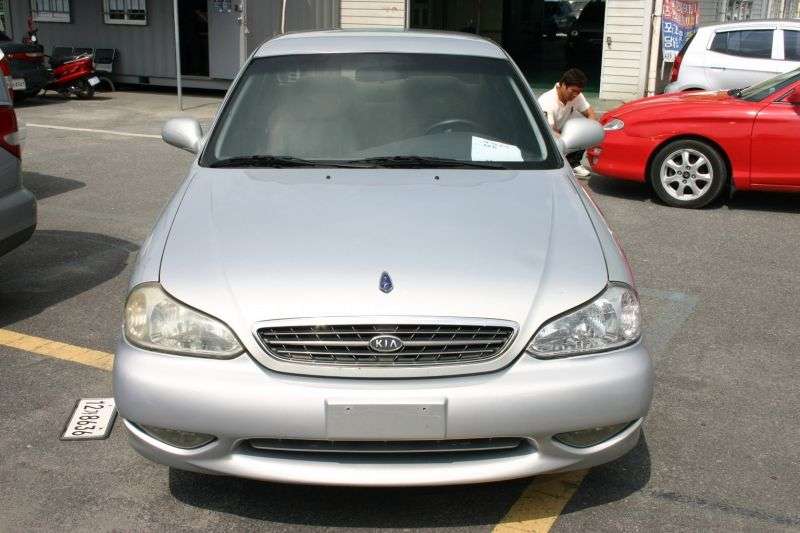 Kia Credos 1st generation [restyled] 2.0 MT sedan (1998–2000)