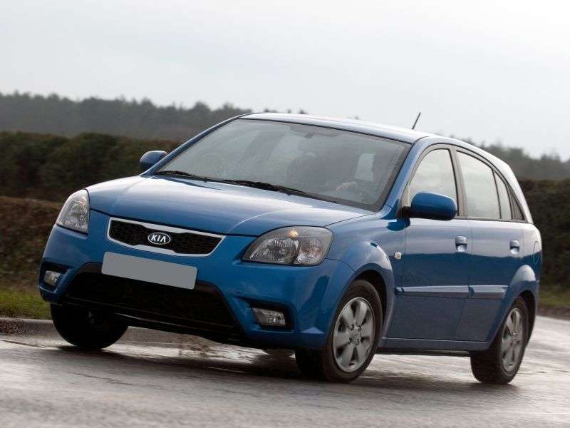 Kia Rio 2nd generation [restyled] hatchback 1.4 AT Comfort (2009–2011)