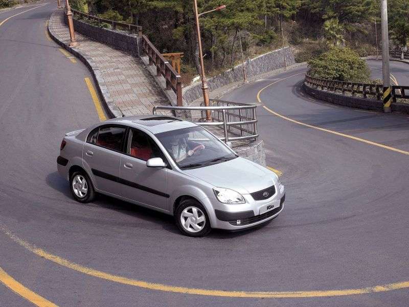 Kia Rio 2nd generation sedan 1.5 CRDi MT (2005–2009)