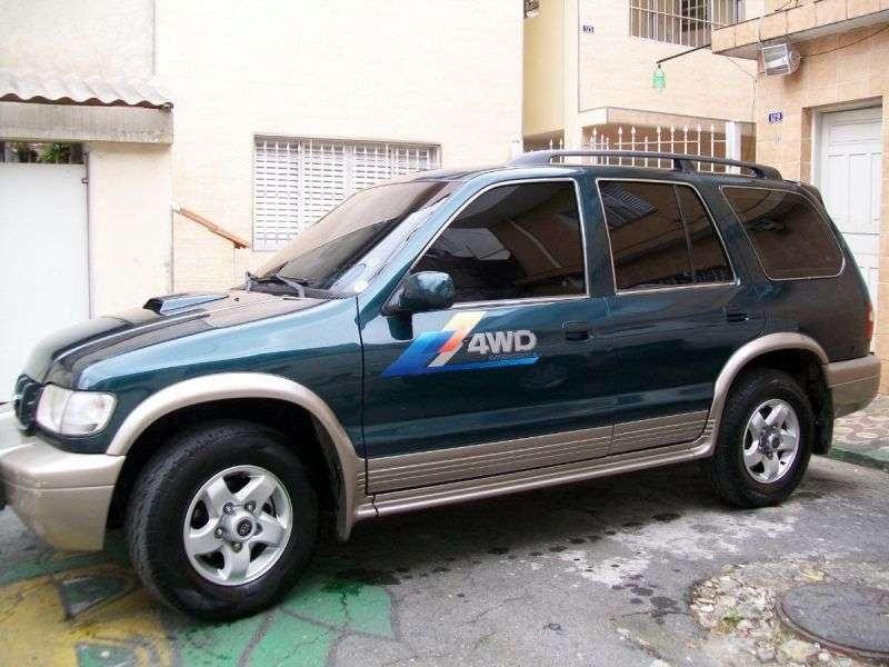 Kia Sportage 1st generation Grand SUV 5 dv. 2.0 TD MT (2000–2004)