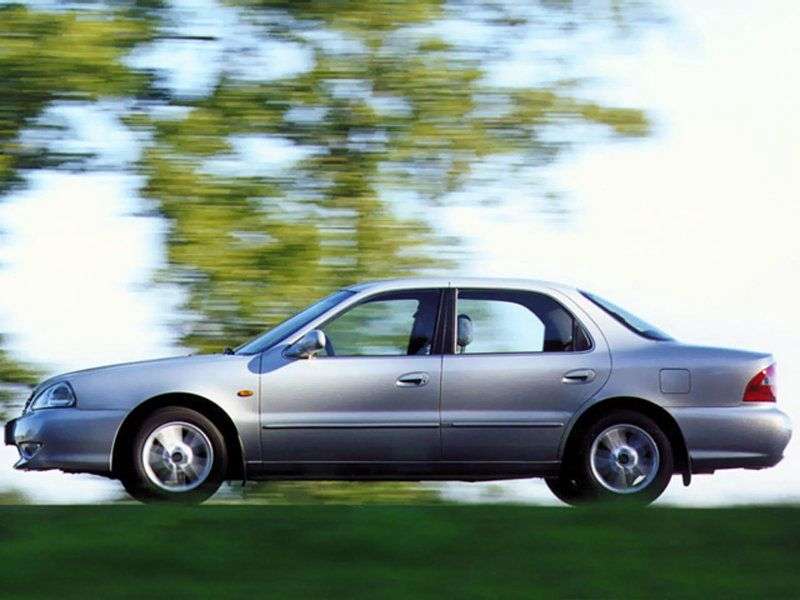 Kia Clarus 1.generacji [zmiana stylizacji] sedan 1.8 MT (1998 2001)