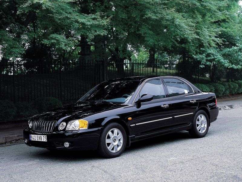 Kia Magentis 1.generacja [zmiana stylizacji] sedan 2.5 MT (2003 2006)