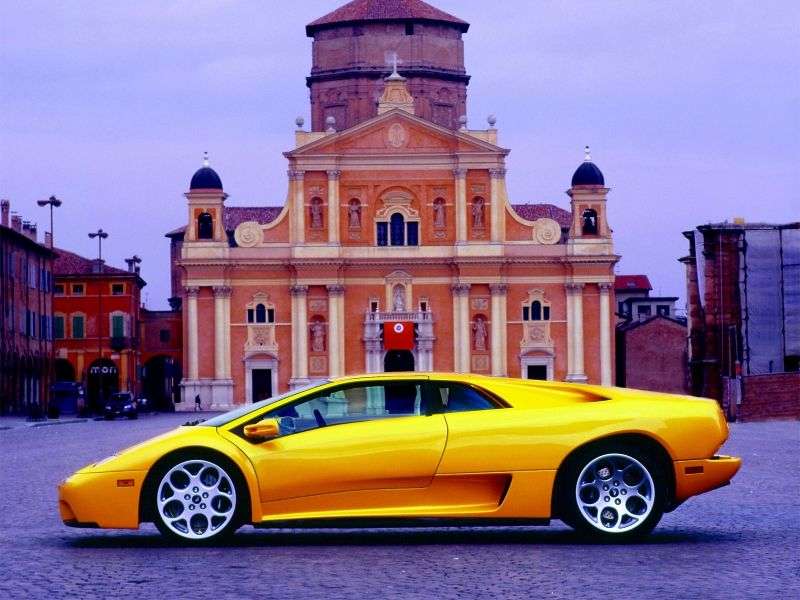 Lamborghini Diablo 2. generacja [zmiana stylizacji] VT coupe 6.0 MT 4WD (2000 2001)