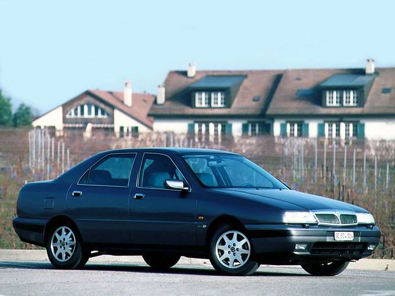 Lancia Kappa 1st generation sedan 3.0 MT (1994–2001)