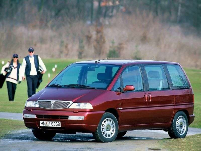 Lancia Zeta 1st generation minivan 2.0 MT (1998–2000)