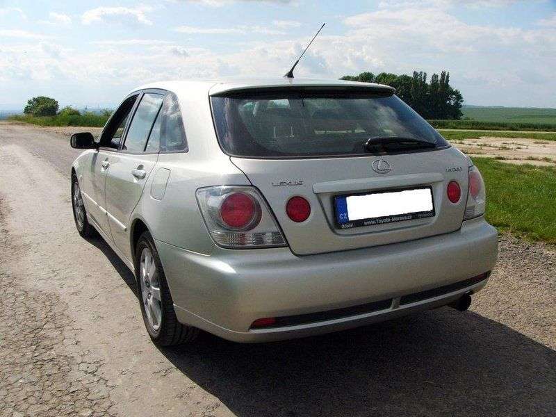 Lexus IS 1.generacji Estate 200 AT (1999 2005)