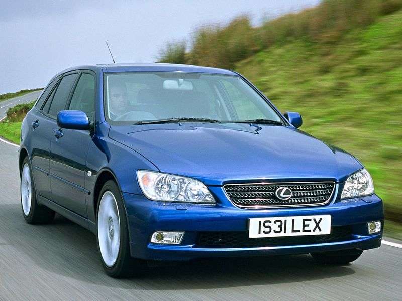 Lexus IS 1.generacji Estate 200 MT (1999 2005)