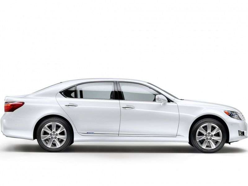 Lexus LS 4. generacji [zmiana stylizacji] 600h L sedan 4 drzwiowy. 600 godzin L CVT Exclusive 4 (2007 2012)