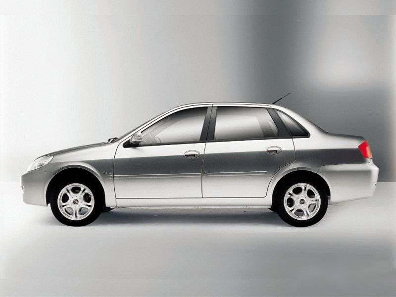 Lifan Breez 1st generation sedan 1.6 MT EX (2006 – present)