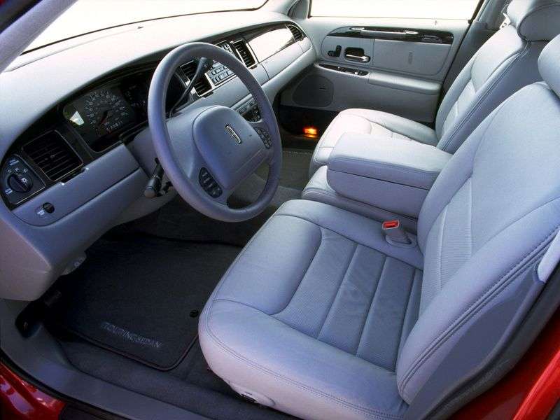 Lincoln Town Car 3.generacji L sedan 4.6 AT (2006 obecnie)