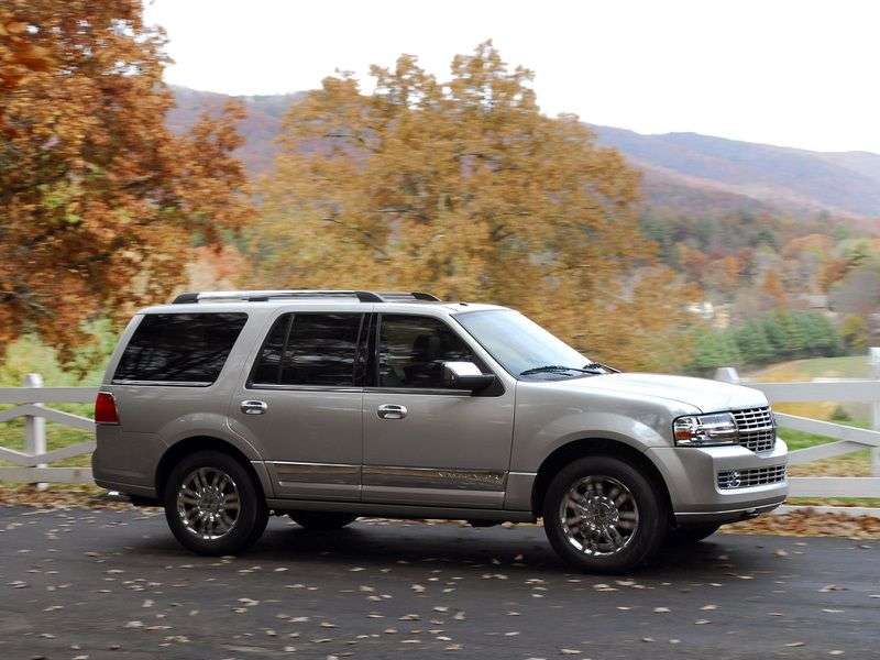 5 drzwiowy SUV Lincoln Navigator trzeciej generacji 5,4 AT 4WD (2007 obecnie)