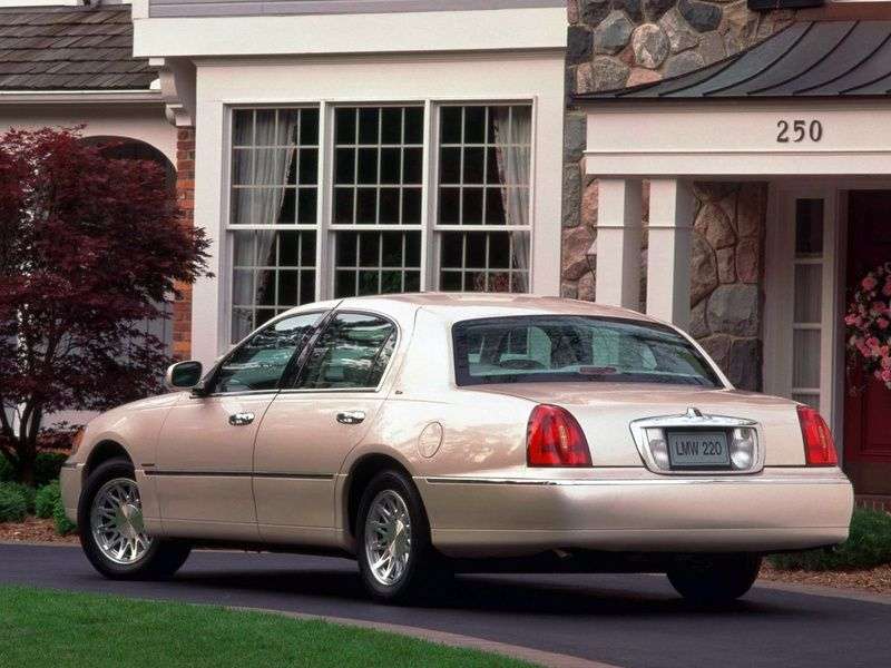 Lincoln Town Car 3rd generation sedan 4.6 AT (2001 – n. In.)