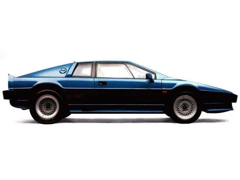 Lotus Esprit 3rd generation coupe 2.2 MT (1981–1987)