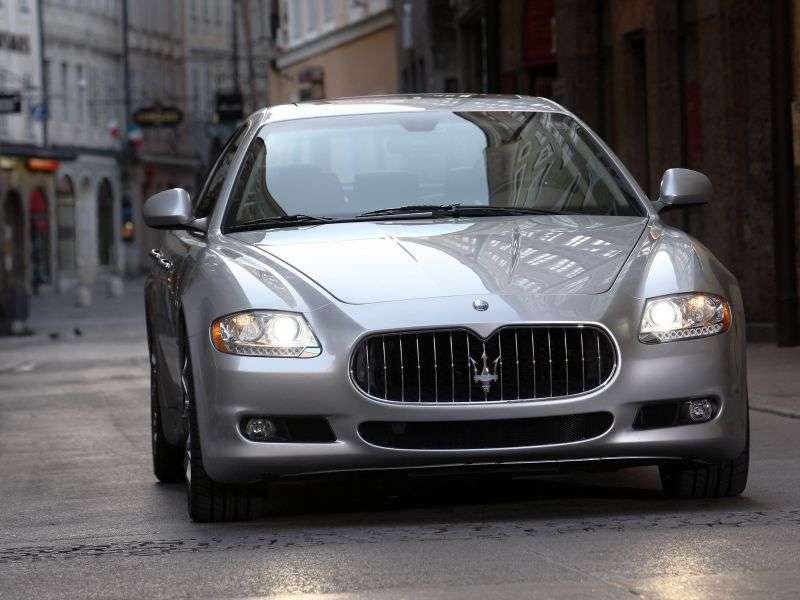 Maserati Quattroporte 5. generacji [zmiana stylizacji] S sedan 4 drzwiowy. 4,7 AT (2008–2012)