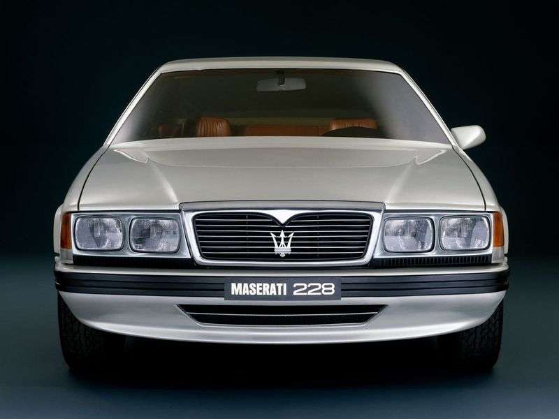 Maserati 228 1.generacja coupe 2.8 Turbo MT (1986 1992)