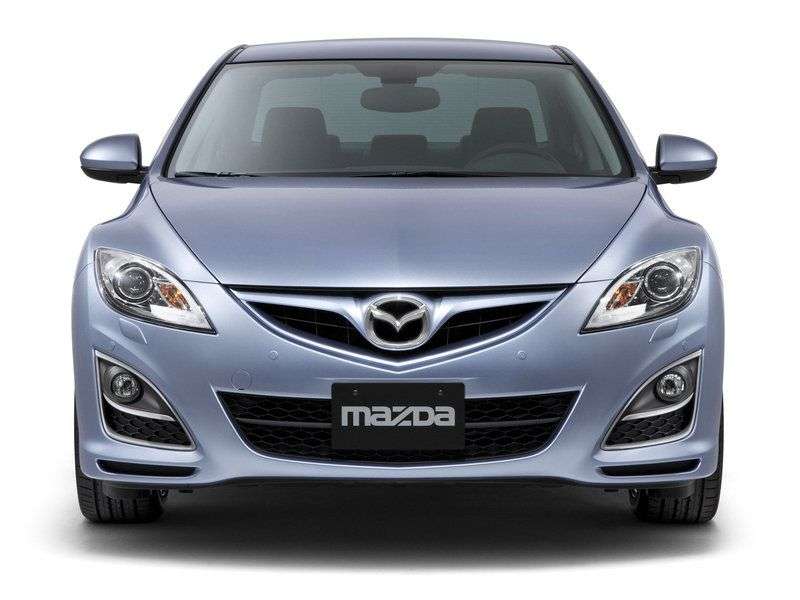 Mazda 6 2nd generation [restyled] hatchback 2.0 MT (2010–2013)