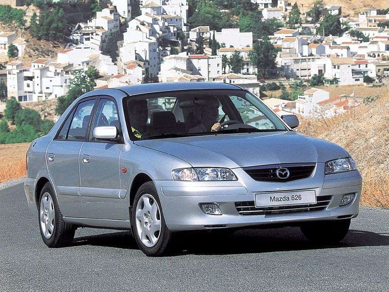 Mazda 626 GF sedan 1.8 MT (1999 2002)