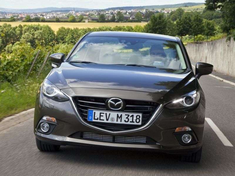 Mazda 3 BMedan 1.6 AT Active + (2013 – n. In.)