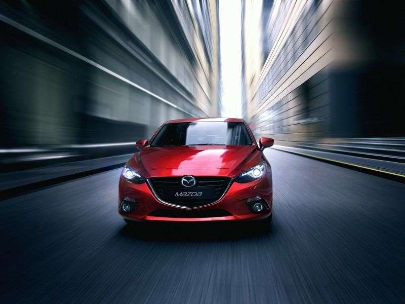 Mazda 3 BMSedan 2.0 SKYACTIV G MT (2013 do chwili obecnej)