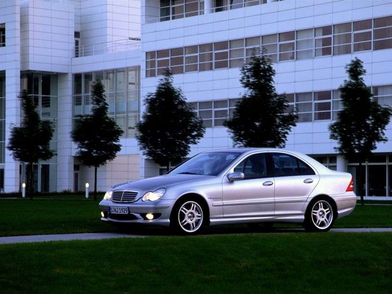 Mercedes Benz Klasa C W203 / S203 / CL203AMG sedan 4 drzwiowy C 32 AMG SPEEDSHIFT (2001 2004)