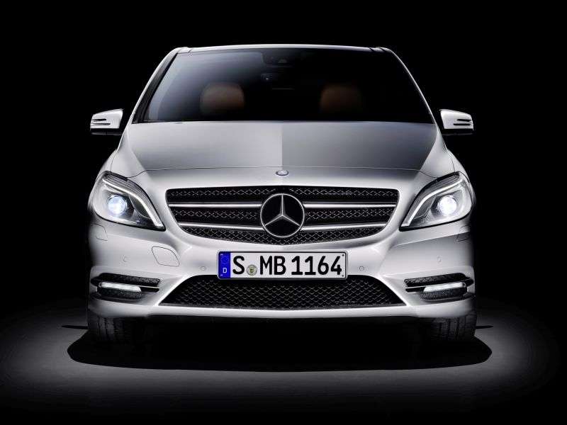Mercedes Benz Klasa B W246 hatchback B 200 CDI BlueEficiency MT (2012 obecnie)