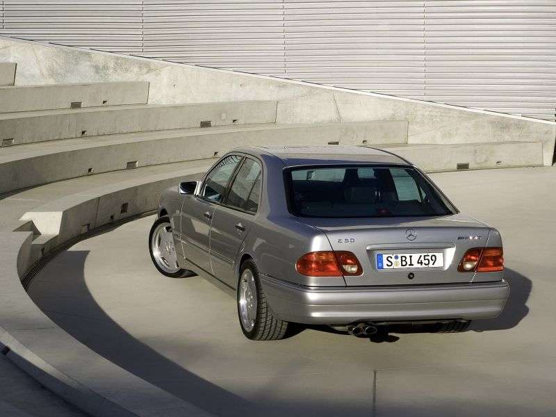Mercedes Benz E Class W210 / S210AMG Sedan E 55 AT AMG 4MATIC (1999–2002)