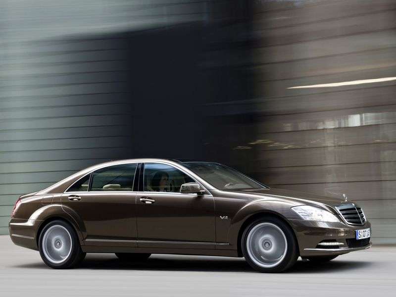 Mercedes Benz Klasa S W221 [zmiana stylizacji] sedan 4 drzwiowy. S 600 AT długa podstawa Basic (2009 2013)
