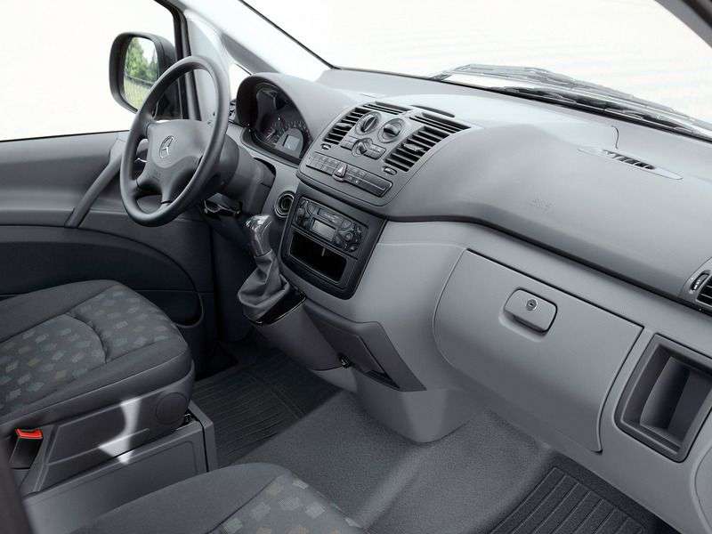 Mercedes Benz Vito W639 [zmiana stylizacji] van 122 CDI AT Compact Base (2010   obecnie)