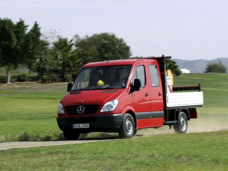 Mercedes Benz Sprinter W906 deska 4 drzwiowa 315 CDI MT Długa podstawa (2006 2013)