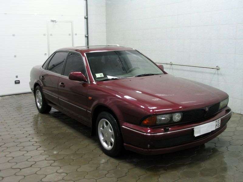 Mitsubishi Sigma 4. generacja sedan 3.0 MT V6 (1991 1996)