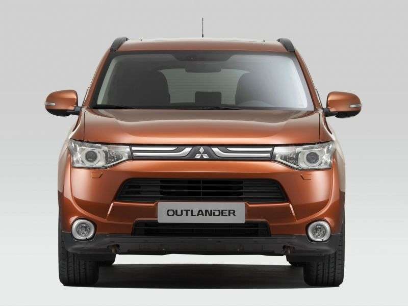 Mitsubishi Outlander 3rd generation 5 bit crossover. 3.0 AT 4WD Instyle S03 (2013) (2013 – current century)