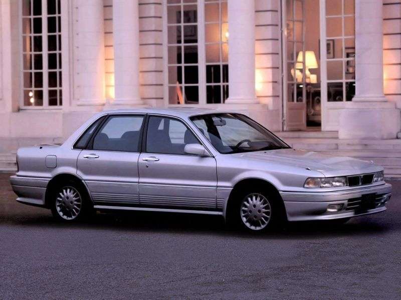 Mitsubishi Galant 6.generacja sedan 2.0 MT (1989 1993)