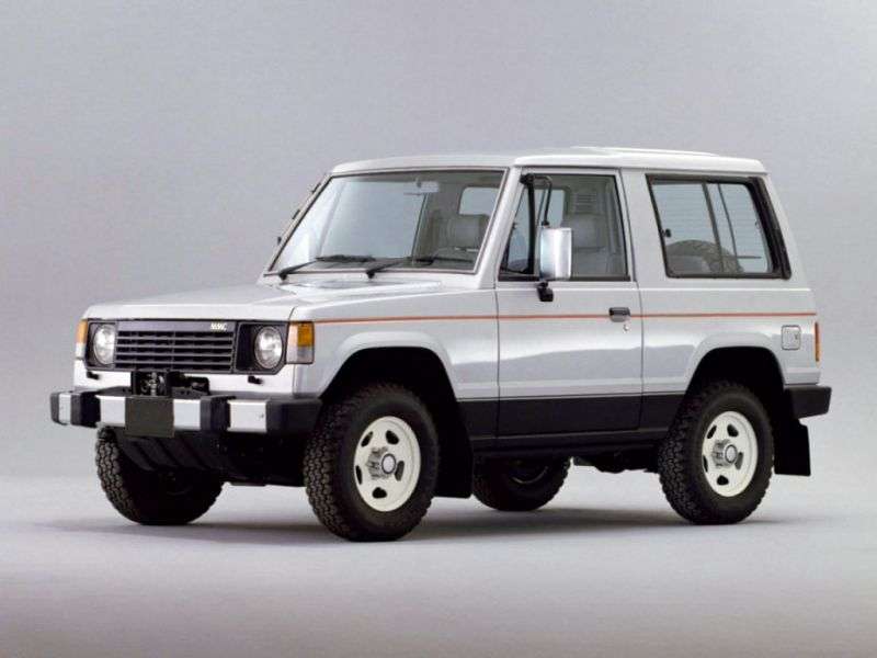 Mitsubishi Montero 3 drzwiowy SUV pierwszej generacji 3,0 AT (1988 1991)