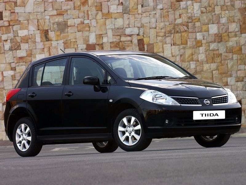 Nissan Tiida C11 hatchback 1.6 AT (2004 2010)