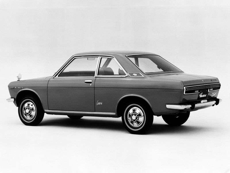 Nissan Bluebird 510 Coupe 1.3 3MT (1967 1972)
