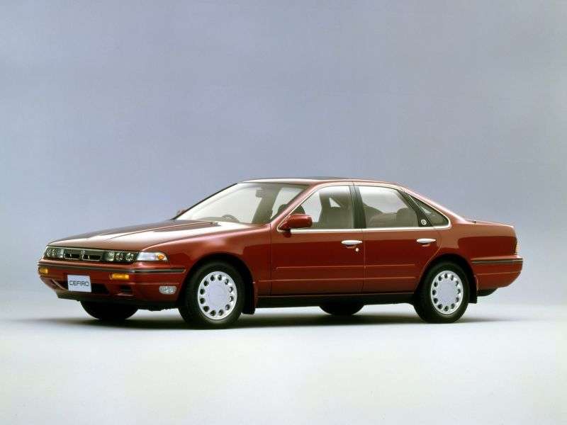 Nissan Cefiro A31 sedan 2.5 AT (1988–1994)