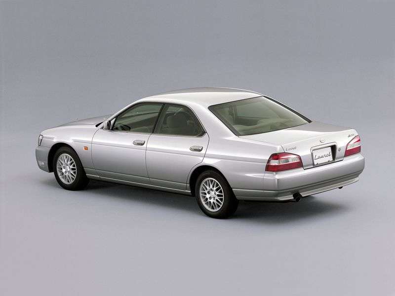Nissan Laurel C35 hardtop 2.5 AT (1997 2002)