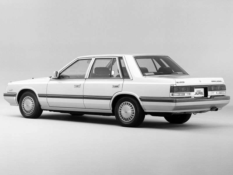 Nissan Laurel C32sedan 2.0 T MT (1984–1986)
