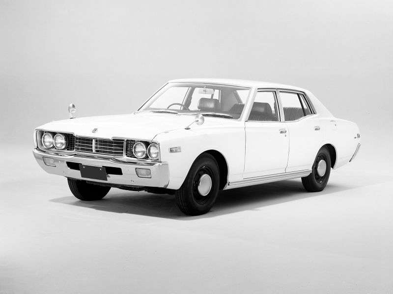 Nissan Gloria 330 sedan 2.8 MT (1975 1979)