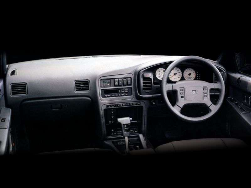Nissan Leopard F31 [zmiana stylizacji] coupe 3.0 T AT (1988 1992)